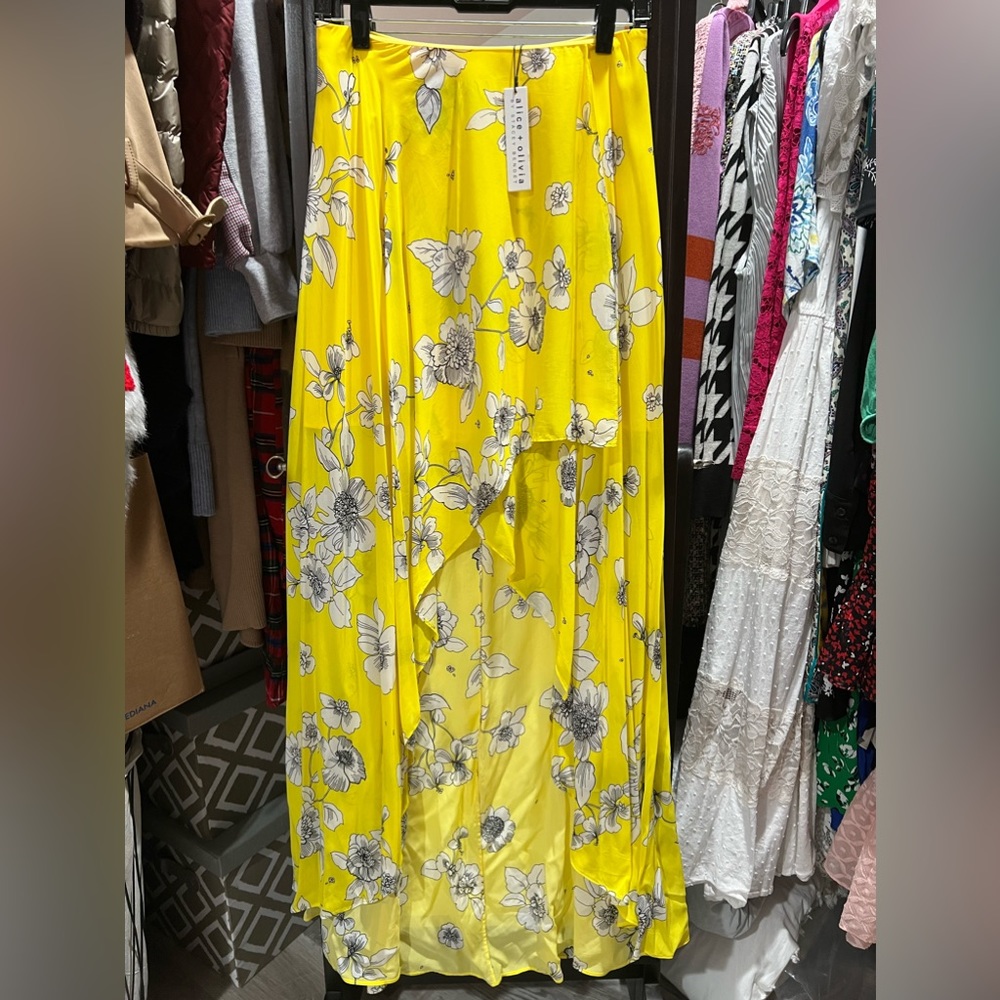 ALICE + OLIVIA FLORAL SKIRT